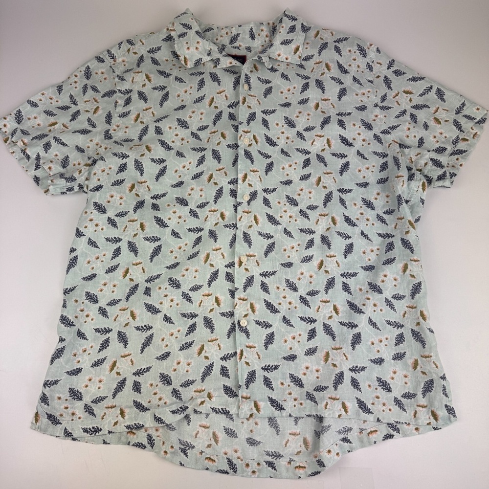 UNTUCKit Blue and Tan Leaf Print Casual Button Down Shirt